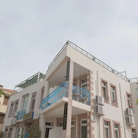 Koboroz Hotel *