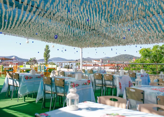 Hotel Koboroz Ayvalı